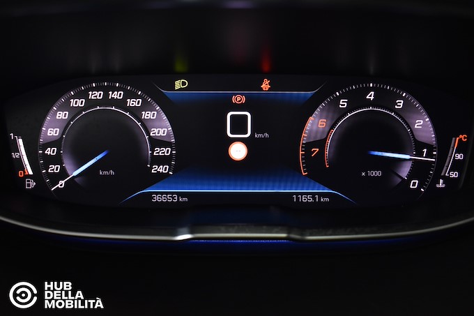 PEUGEOT 5008 PureTech Turbo 130 S&S Allure Pack